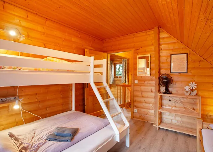 Holzhaus Zum Radekopf Mit Whirlpool 梅德巴赫